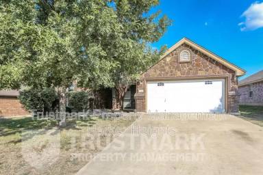 Main picture of 2504 Boxwood Dr