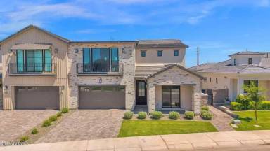 Main picture of 2648 E Longhorn Ct