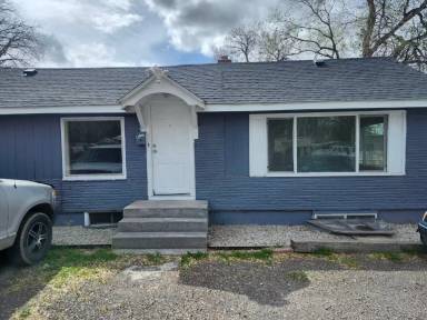 Main picture of 469 Van Buren St