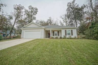 Main picture of 2411 Mexia Ave