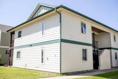 Main picture of 26 8th Ave W