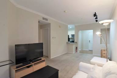 Main picture of 3332 Watermarke Pl