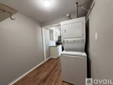 Main picture of 923 18th St