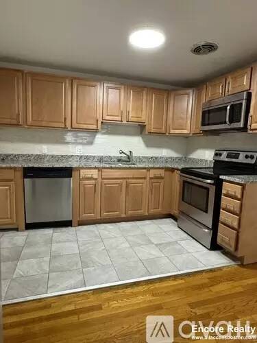 Main picture of 110 Babcock St