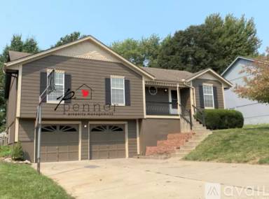 Main picture of 3316 S Sioux Ct