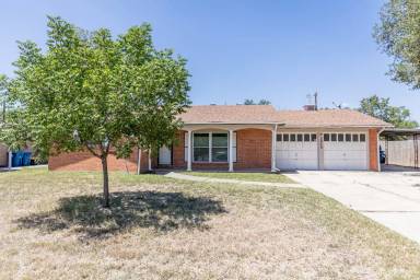 Main picture of 3919 Kirby Dr