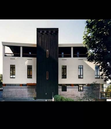 Main picture of 3125 Eastlake Ave E