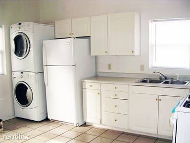 Main picture of 405 S Morris Ave