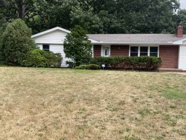 Main picture of 1677 Stanbridge Ave