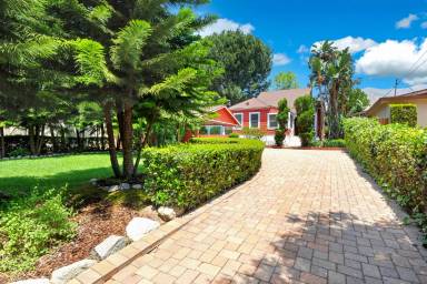 Main picture of 703 Manzanita Ave