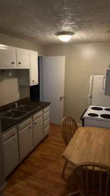 Main picture of 632 11th Ave