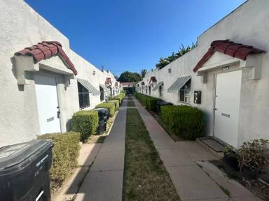 Main picture of 4212 Lockwood Ave