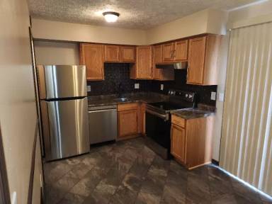 Main picture of 101 Pepper Tree Ln