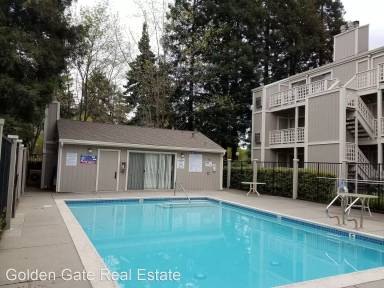 Main picture of 2709 Oak Rd