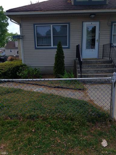 Main picture of 1112 Delsea Dr