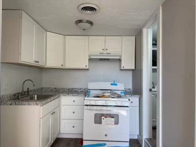 Main picture of 256 Whipple St