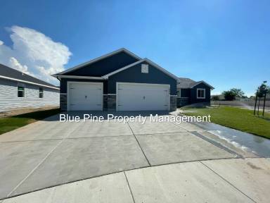 Main picture of 1924 Harrington Cir