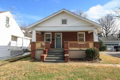 Main picture of 1562 S National Ave