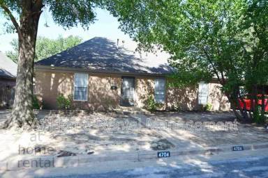 Main picture of 4704 S Fulton Pl