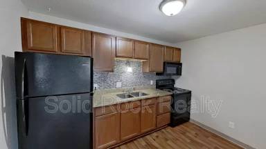 Main picture of 3341 E Fountain Blvd