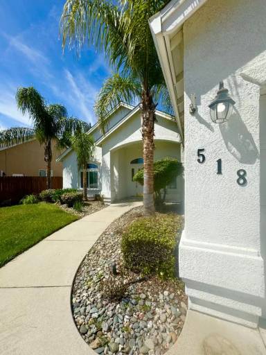 Main picture of 518 Castenda Dr