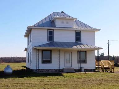 Main picture of 24223 County Highway AA