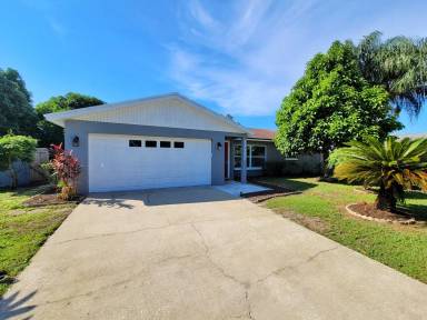Main picture of 11792 109th Ct
