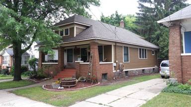 Main picture of 916 Myrtle St NW