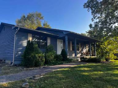 Main picture of 208 Mount David Dr