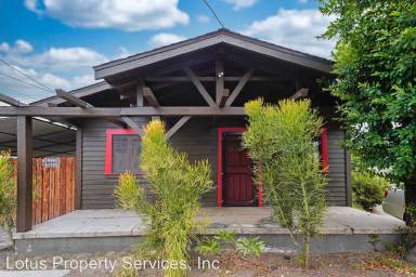Main picture of 620 1/2 N Garfield Ave