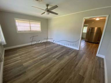 Main picture of 712 Boice St