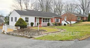 Main picture of 1766 Linwood Ave