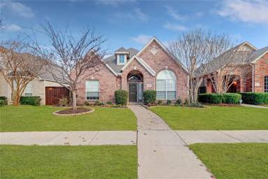 Main picture of 9224 Cedardale Dr