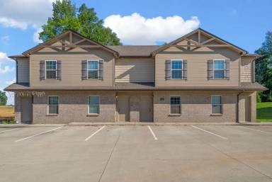 Main picture of 161 Center Pointe Dr