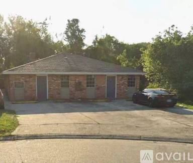 Main picture of 3 Claremont Pl