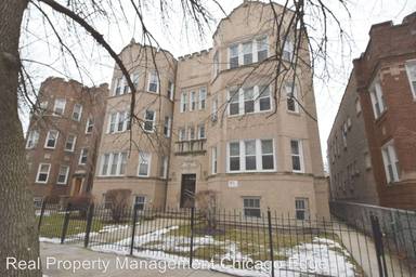 Main picture of 6437 N Leavitt St