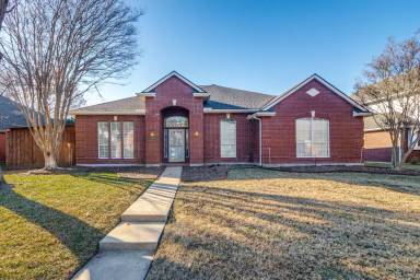 Main picture of 5909 Charleston Dr