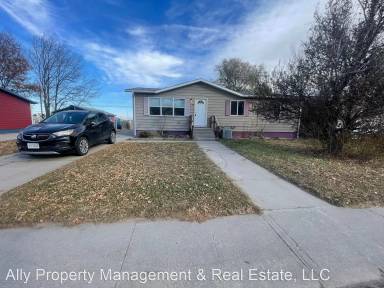 Main picture of 580 Mark Dr