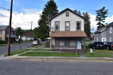 Main picture of 577 W Church St