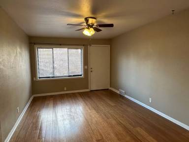 Main picture of 2757 SE 29th Ave