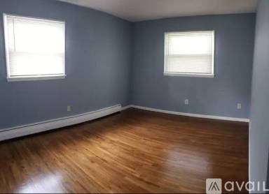 Main picture of 218 42nd Ave NE