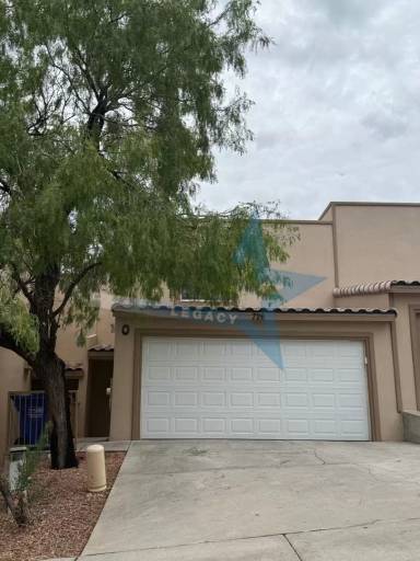 Main picture of 726 Hellenic Dr