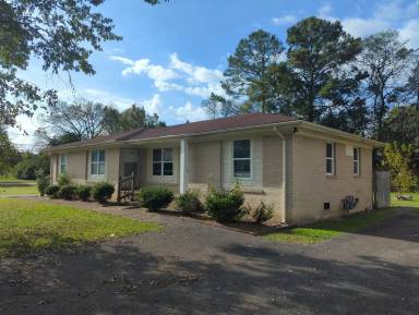 Main picture of 7273 Valley Ln