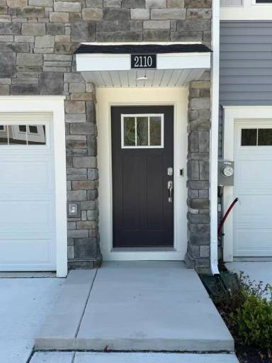 Main picture of 2110 Winterberry Ln