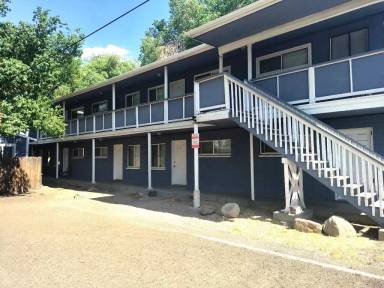 Main picture of 821 Spokane St