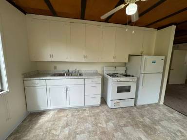 Main picture of 3655 Spear Ave