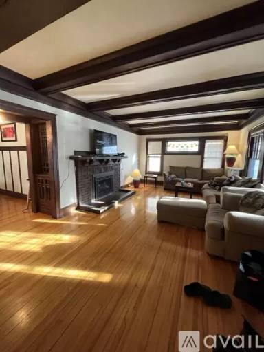 Main picture of 3337 Irving Ave S