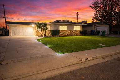 Main picture of 909 Dwina Ave
