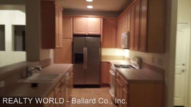 Main picture of 420 Dartmoor Ct