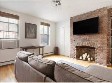 Main picture of 161 Adelphi St
